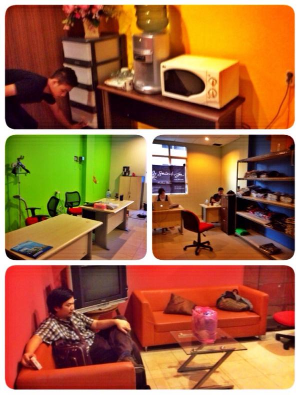 SaintJoe and Friends new office@saintjoeloco <a href="/RACERKIDScloth/">iG : @RACERKIDScloth</a> <a href="/THINKITTAKEIT/">THINKITTAKEIT_</a> @saintlocoband <a href="/locoshop/">LOCO SHOP</a>