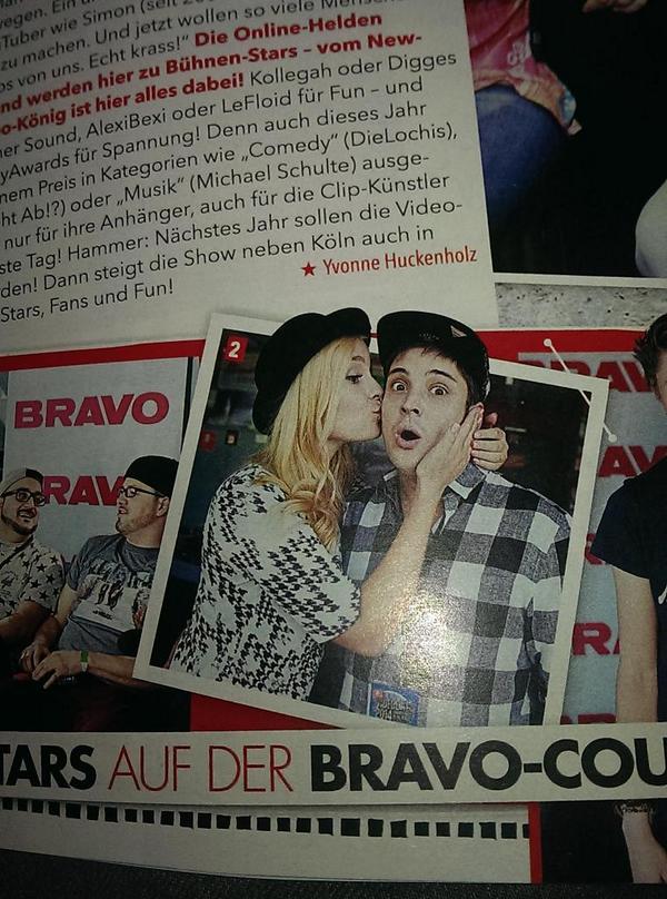 larii__78's tweet photo. @dagibeee @TheRealLiont Ihr seid in der Bravo...so süß <3 http://t.co/Swc6s70h1N