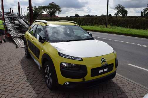 [GALERIE] Le C4 Cactus en photos - Page 2 BwINF2hIUAE81bY