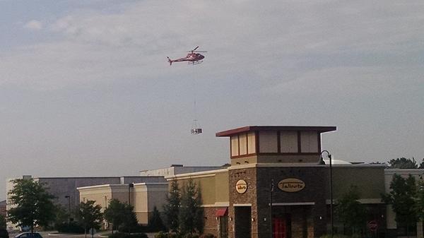 Helicopter delivers A/C units to rooftop on new IMAX theatre <a href="/SoMaBlacksburg/">So Main BlacksburgVA</a> #Blacksburg <a href="/FRANKTHEATRES/">Frank Theatres</a>