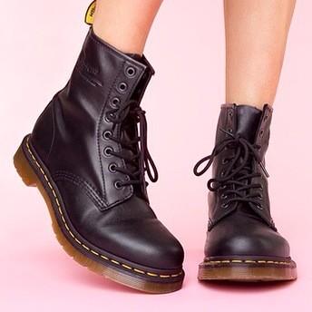 Nostagia Sepatu Legendaris Era 80 90 Fenomenamisteri
