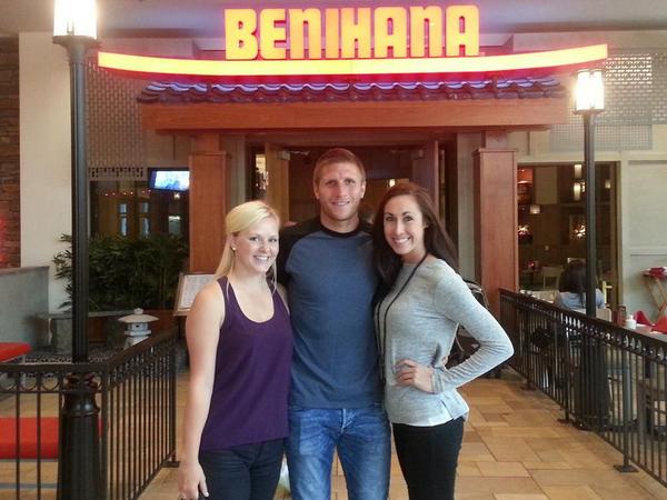MNUFC's tweet photo. Our #MOAMVP dinner winners @MissMPLS2013 and Caitlyn enjoyed a fun meal with @DouginDavis last night at @Benihana! http://t.co/e75EEncO45