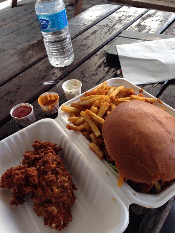 eugebizzy's tweet photo. #cluckwitch http://t.co/gwhypLQ7o5