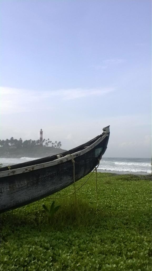 rakeshvisal's tweet image. Taken using Lumia 820 in Trivandrum kovalam beach.. Users Nokia camera app no editing. #WPCpc