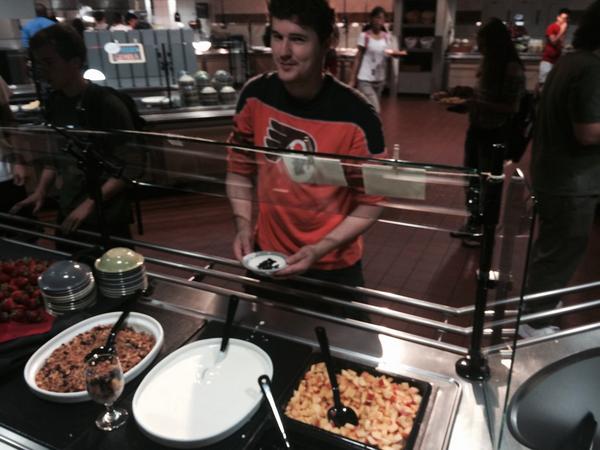 ncstatedining's tweet image. Come get your fruit parfait! Fountain and Clark now!