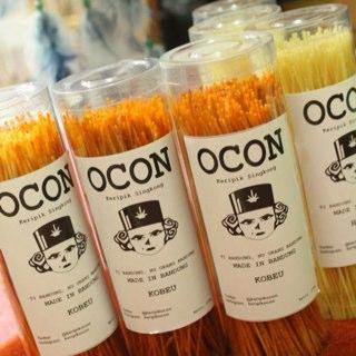 Aeeehhh terbaekssss lohh jam segini chit chat sambil ngemil Mie Lidi dari Ocon ,, hhii ayo order besok pagi yess ,,