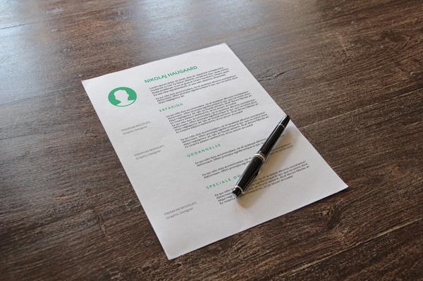 Don't miss out on this new #mockup set consisting of 10 PSD's, all available for #free. Enjoy! goo.gl/UauXyH