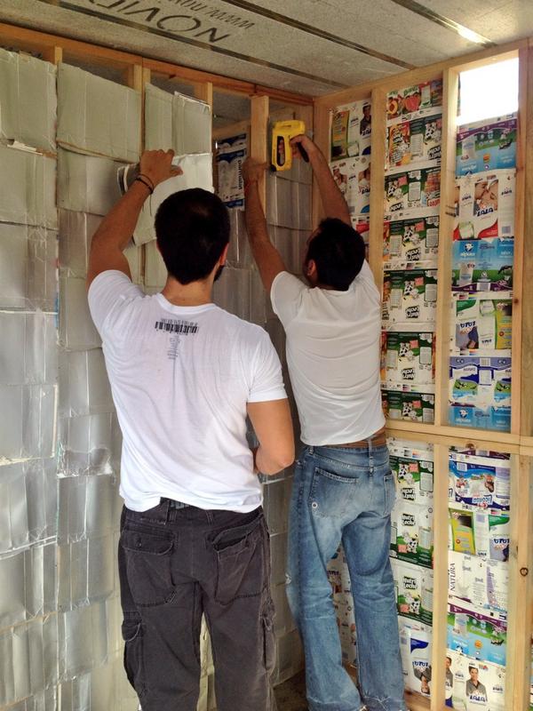 techamosunamano's tweet photo. We empower people to built their own house, hand by hand with local #volunteers #sustainability #Mexico http://t.co/bZKUpXwNJ6