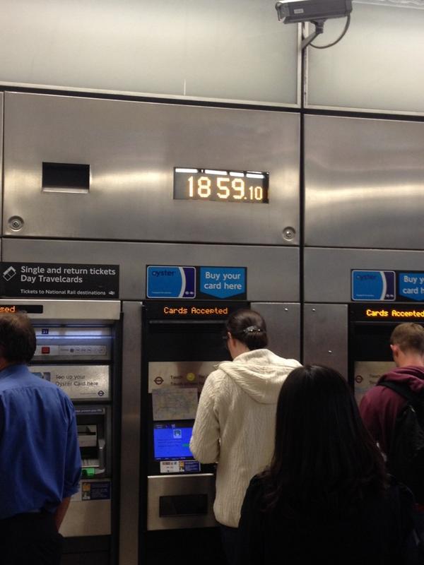 Waiting to tap in to tube #alwayslookingafterthebunce