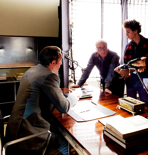 Film_Pics's tweet photo. Martin Scorsese &amp; @JeanDujardinOff . The Wolf of Wall Street, 2013 #behindthescenes http://t.co/ExwREMTOXJ