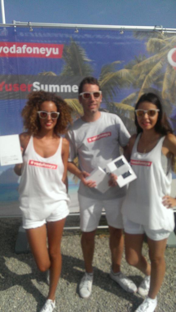 Pamplonaonfire's tweet photo. En la promoción #yusersummer de @yu_ntpn http://t.co/yUn6pS8yz1