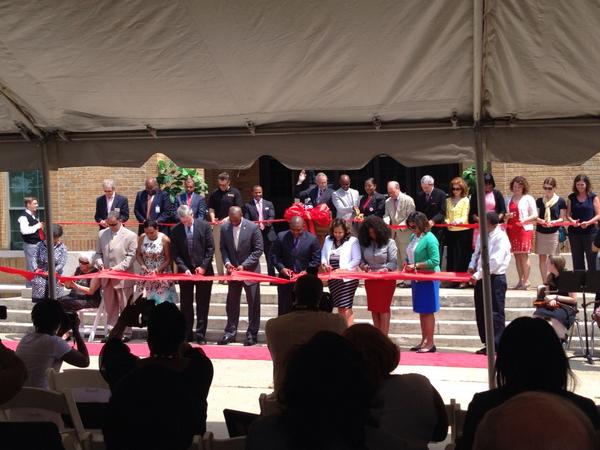 caitlinnews's tweet photo. First STEAM school for @SCSK12Unified is unveiled! Like a STEM school but incorporates art @3onyourside http://t.co/jsIHXeB9ZG