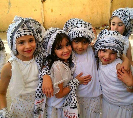 ahsan_jehangir's tweet photo. <3 #FreePalestine #EndTheBlockadeInGaza http://t.co/kGtS9B7RMG