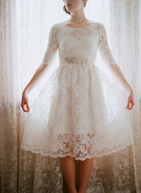 Wedding's tweet image. These Etsy wedding dresses are about to blow your mind: bit.ly/1qMmZJ9 So much pretty!