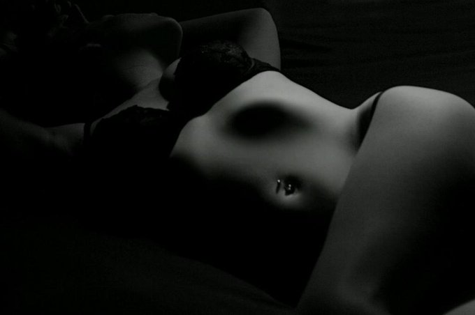 Watch Kassondra Raine's leaked NSFW photo on TwXstars