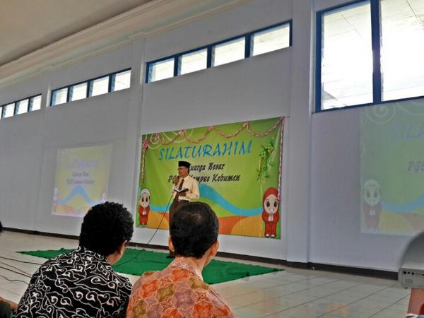 pgsd_kbm's tweet photo. Silaturahmi keluarga besar pgsd kebumen. http://t.co/Zw5rJHbvRW