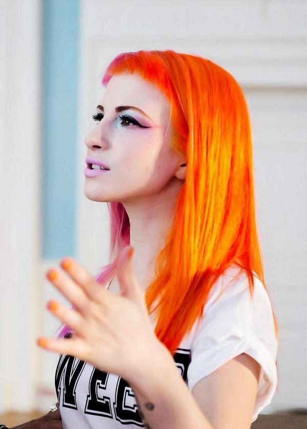 VersatileFae's tweet image. Am I even real.