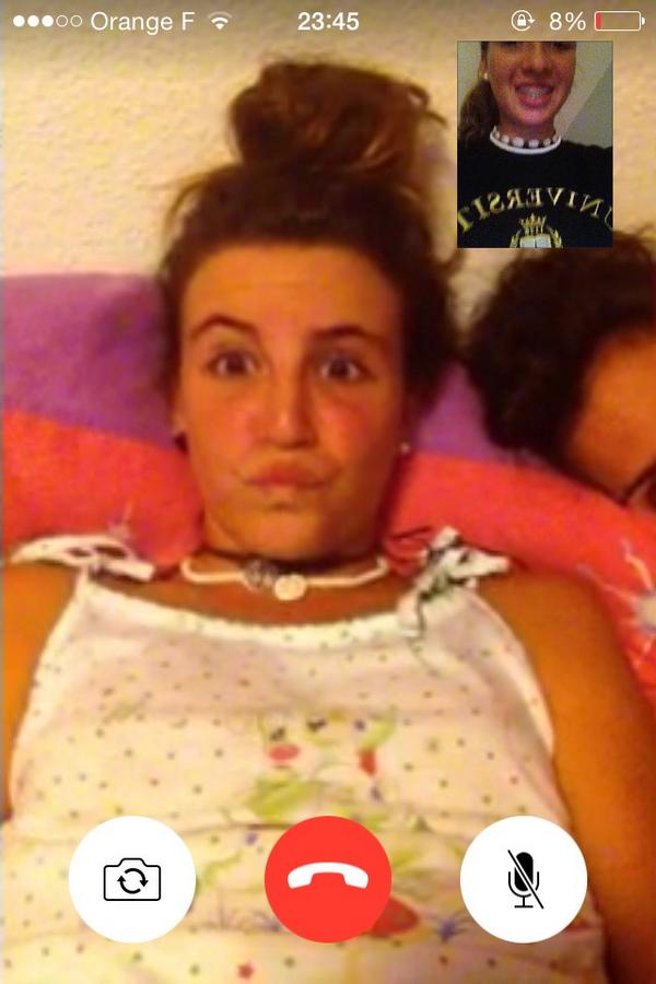 carlitarv_13's tweet photo. Buen face👌🔛🇫🇷🇪🇸 @BelenSoler_26 @CarmenSoler96 http://t.co/m2bnLtJDri