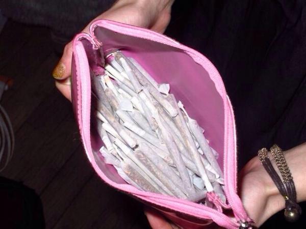 In love with my new purse 😍💅