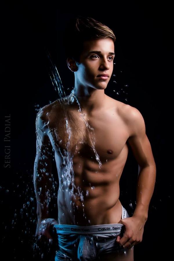 EstaTremendo's tweet photo. Mas fotos increíbles de twinsrosas, sin palabras :O http://t.co/AUF2aGOYot