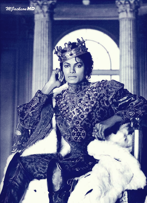 SheWasLovinMe's tweet photo. Happy Birthday, #KingMJ! http://t.co/uaaHErFpEJ