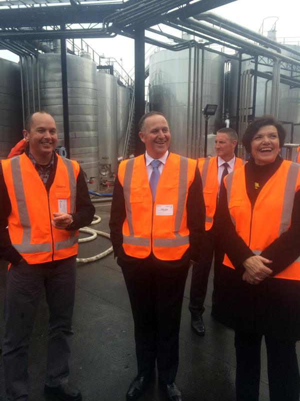 RtHon_JohnKey's tweet photo. Impressive set up at Indevin Partners Gisborne, making wine that’s exported around the world. http://t.co/DHt5wSdB4a