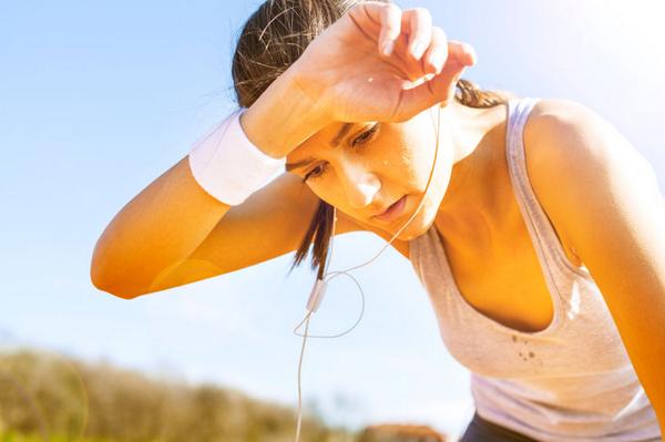 acefitness's tweet photo. 7 Things to Know About Excess Post-exercise Oxygen Consumption (EPOC): http://t.co/DDH6HCMTQn @FitExpertPete http://t.co/s5jDbedeBR
