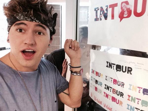 jizzcalifuh's tweet photo. Can't wait to see everyone 😛✌ http://t.co/3cQWa0CMcV