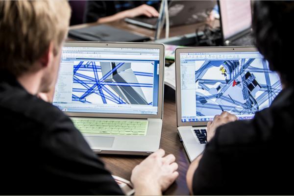 _iguzman's tweet photo. See how social engineering can pose a bigger threat to companies than #cybersecurity attacks: http://t.co/vFRW00rijB http://t.co/FpM7HbjUaP