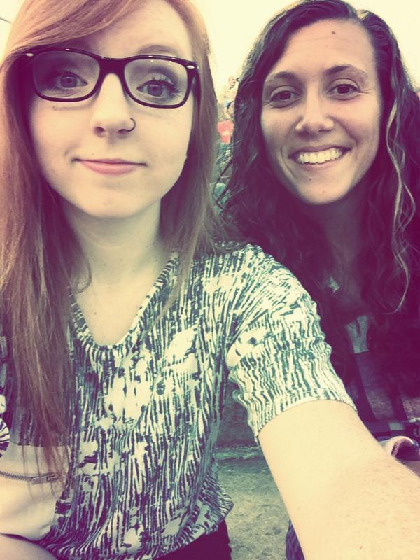 _arualee's tweet photo. Game selfie with my hot date bc #JemisonHateWeek http://t.co/f6nDtNxnxW