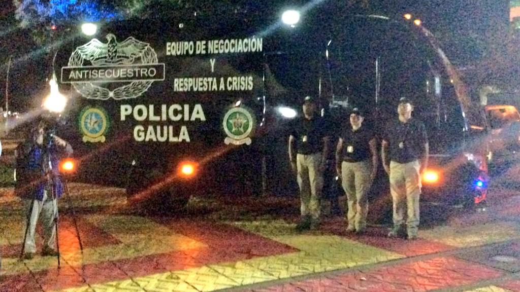 BwKkWV2IUAEZADW.jpg:large