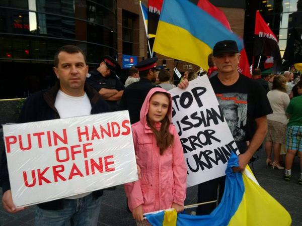 Today's #Ukrainian picket at the ConsulateGeneral of the #Russian Federation in #Toronto fb.me/39azRcud9 |EMPR