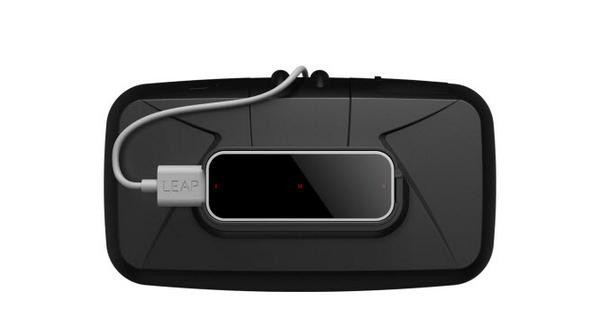 TechCrunch's tweet image. Leap Motion launches a mount for its PC peripheral that lets you track your hands in VR apps tcrn.ch/1plBBUv