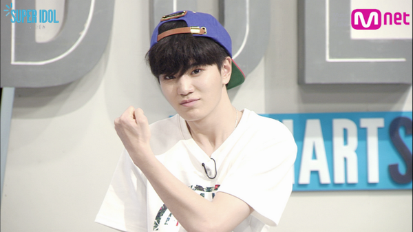 [#슈퍼아이돌차트쇼] 슈.아.차 오늘은! 스페셜한 신체 비밀을 가진 아이돌 TOP10을 가린다! 흥미진진한 차트는 기본! 뽀너스로 으리으리한 그녀 이국주와의 전화연결까지! 잠시후5시 본방사수 하으리! #Mnet