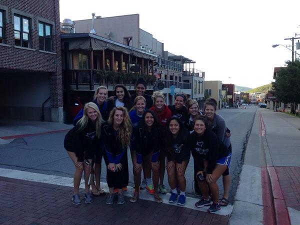 ReiverVB's tweet photo. Touring Park City, UT! #OnTheRoadAgain #SLCCTournament #SaltLakeBound @GoReivers http://t.co/UB2dtOEC5y