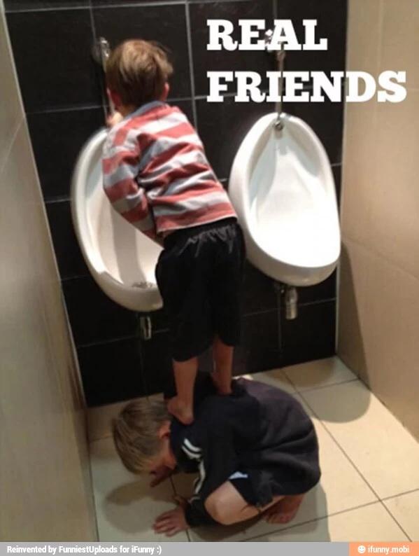 Maeanna_H's tweet photo. Real friends http://t.co/UiE3SWd1D5 http://t.co/8EvUm3Hgul
