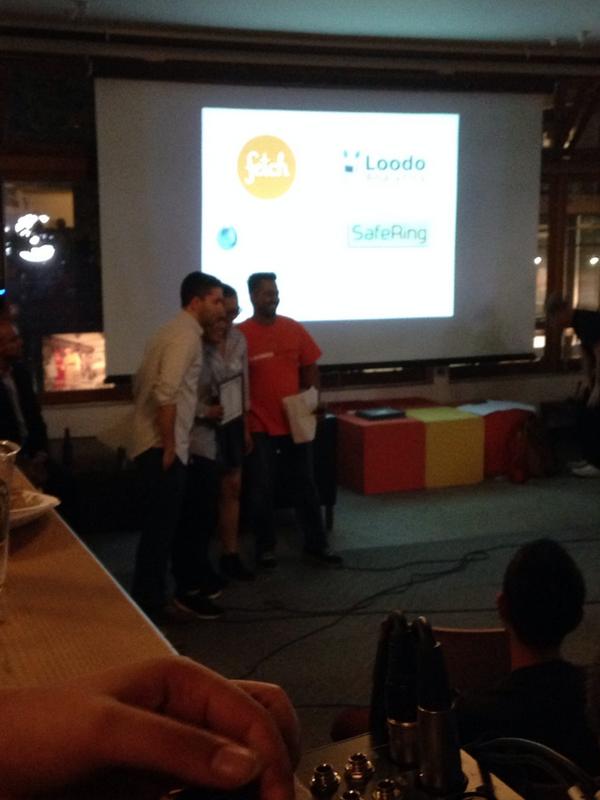 launchacademyhq's tweet image. 1st place winners of the #SSC2014 #LAPitchDay @HelloFetch! Congratulations!!