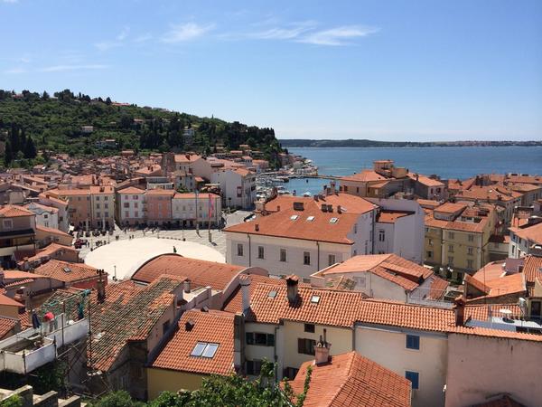KranjskaG_sun's tweet photo. Head to the Slovenian Coast for sun, sea and beautiful scenery #piran #sloveniancoast #minivenice http://t.co/j2fAFVSXVO