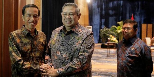 Demokrat: Jokowi Minta SBY Naikkan Harga BBM, Sama Saja "Jebakan Batman"  kom.ps/AFmH4v