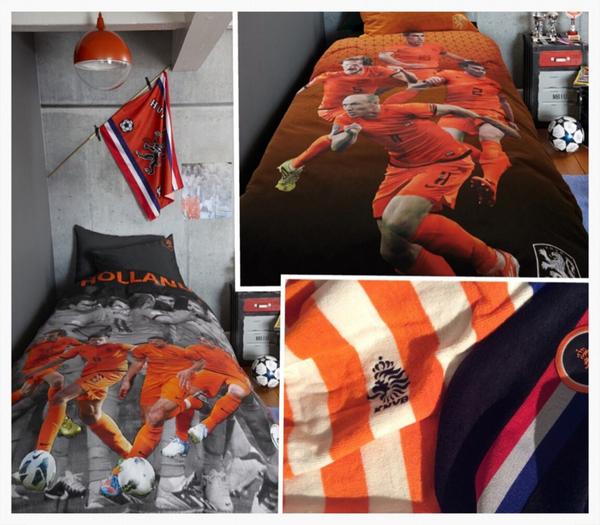 ...(vervolg) dekbedovertrek € 29,95. Dekbedovertrek inclusief KNVB handdoek € 39,95. Wees er snel bij, want OP = OP !