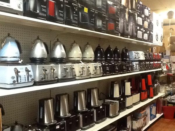 Ace_clearance's tweet photo. WEEKEND TIMES
OPEN 10 OCLOCK TOMORROW 

SADLER STREET 
MIDDLETON 
MANCHESTER 
M24 5UJ 
07984551030 
#ACECLEARANCE http://t.co/w3LO8IQvXW