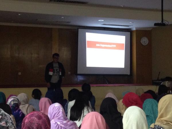 Dan terakhiiir bang <a href="/ilhamariseja/">ilham ari seja</a> ngejelasin tentang 'kenapa kita harus milih cimsa?'