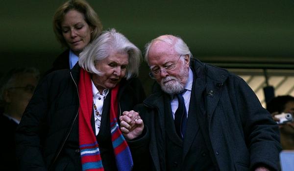 chelseafc_indo's tweet photo. Hari ini seharusnya merupakan ulang tahun ke-91 Lord Attenborough. Beristirahatlah dengan tenang... #CFCIndo http://t.co/RTGZCWWrMo