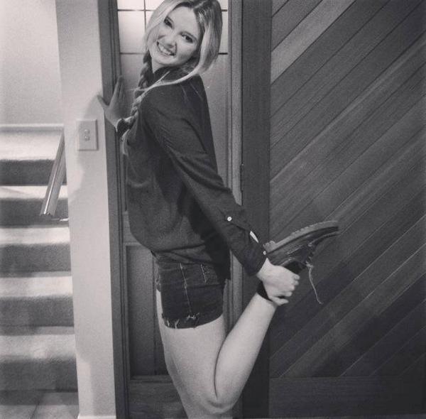 JamieMcDell's tweet photo. 'I wear my shoes a little big, I fall for all your dirty tricks..' #dadsshoes http://t.co/Wz9Ym12G0c