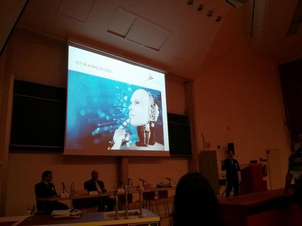 stefanproell's tweet image. #FFG gives an overview of #Horizon2020 and its updates at the European Project Space #DATA2014