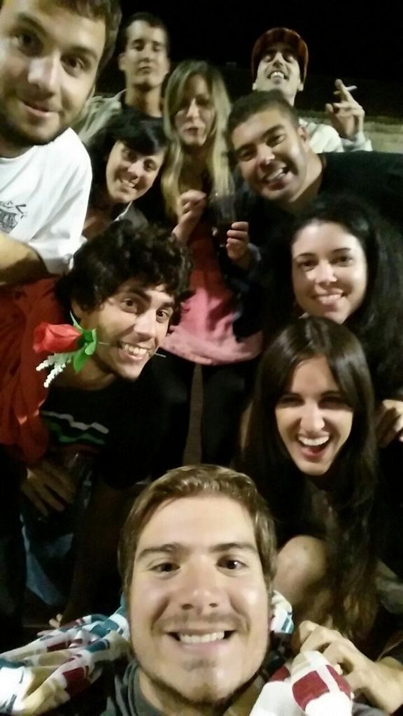 menchumenchu's tweet photo. Best selfie ever #IVcenaMates @javiruii @PablinCereijo @cipibran http://t.co/mMNjK6n5Is