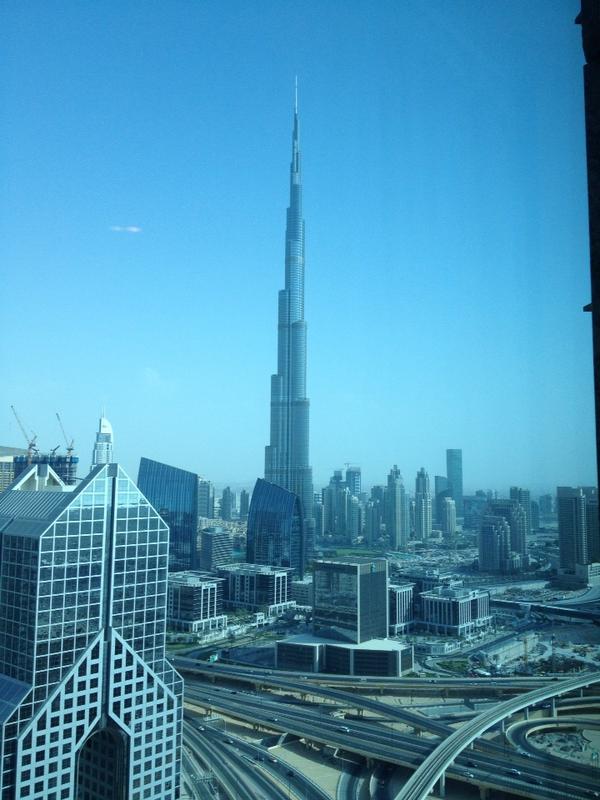 PhillipBarrie's tweet photo. Burj Khalifa Dubai top to bottom. http://t.co/SzUAqB7lw0