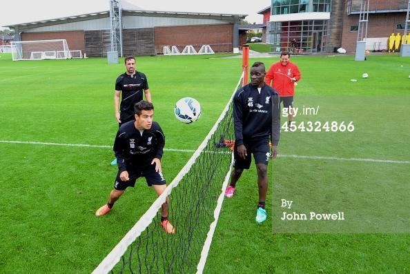 CoutinhoStats's tweet photo. Coutinho, Balotelli n Enrique in training today
http://t.co/4un47Z59kk