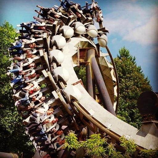 altontowers's tweet photo. We've extended ride opening today to 7pm.... #EnjoyMoreFun http://t.co/enoY61ERml