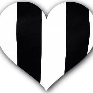 dancer_61's tweet photo. @CollingwoodFC thanks Luke Ball best wishes! Collingwood Forever! 😔Bring on 2015!! Thanks boys! #sidebysidealways http://t.co/WUcZzt6idJ